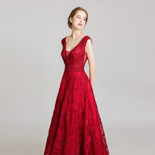 Load image into Gallery viewer, New Arrival Stunning Burgundy Celebrity Dresses 2019 Sleeveless A-Line Luxury Beading Evening Gowns Long Real Photo L5487